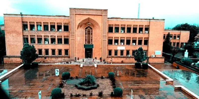 best universities for IT in Islamabad 