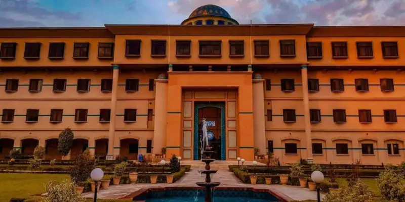 best universities for IT in Islamabad 